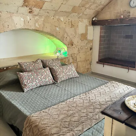 La Nicchia, Romantic In Historic Manduria